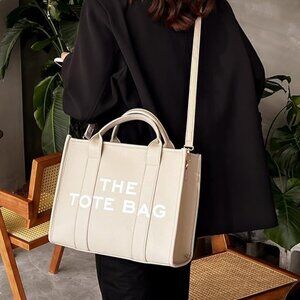 The Tote women's Bag 10.6X13X6.3in